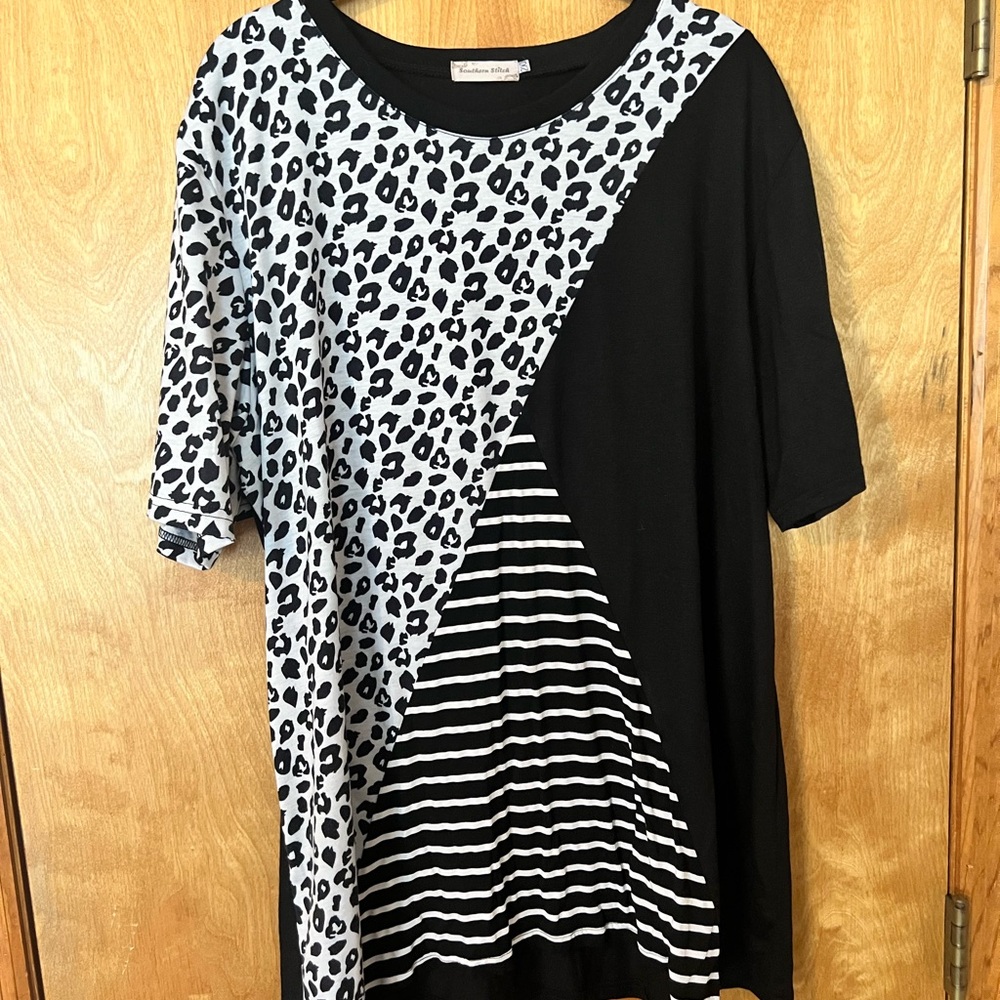 Colorblock Black and White Short Sleeve Tee - Casual Women's Top